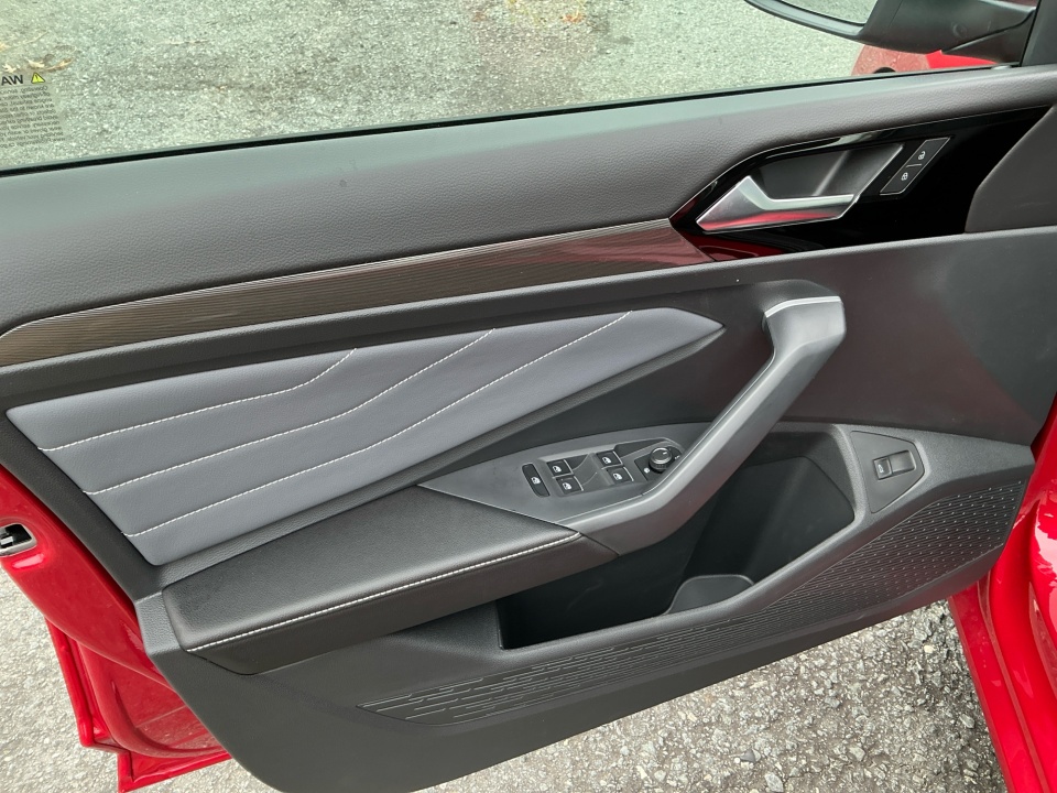 3VWGW7BU6TM023481 2026 Volkswagen Jetta SEL