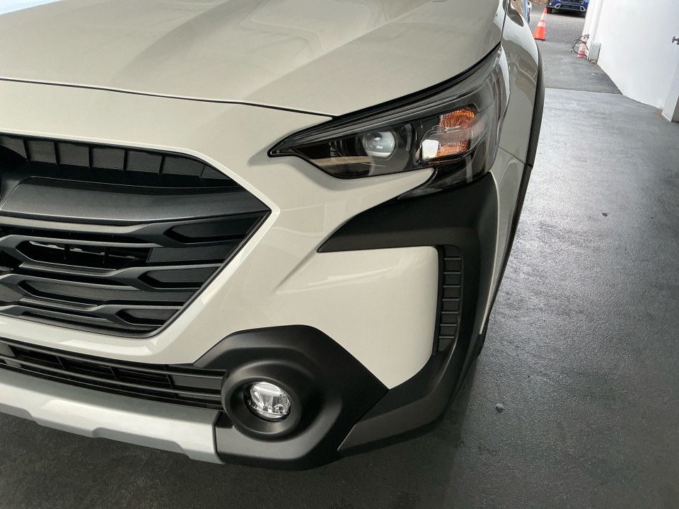 4S4BTANC8S3329910 2025 Subaru Outback Limited