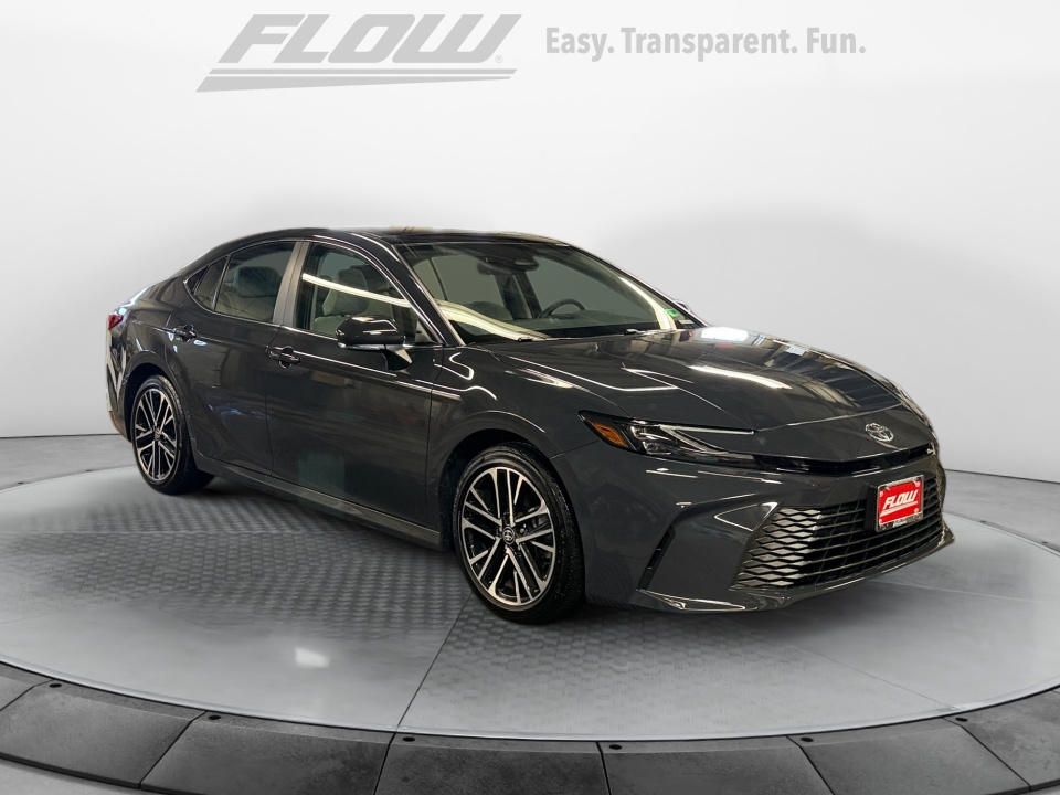 2025 Toyota Camry XLE FWD