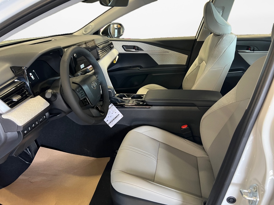 4T1DAACKXTU292041 2026 Toyota Camry XLE