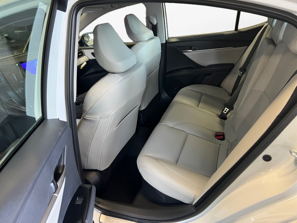 4T1DAACKXTU292041 2026 Toyota Camry XLE