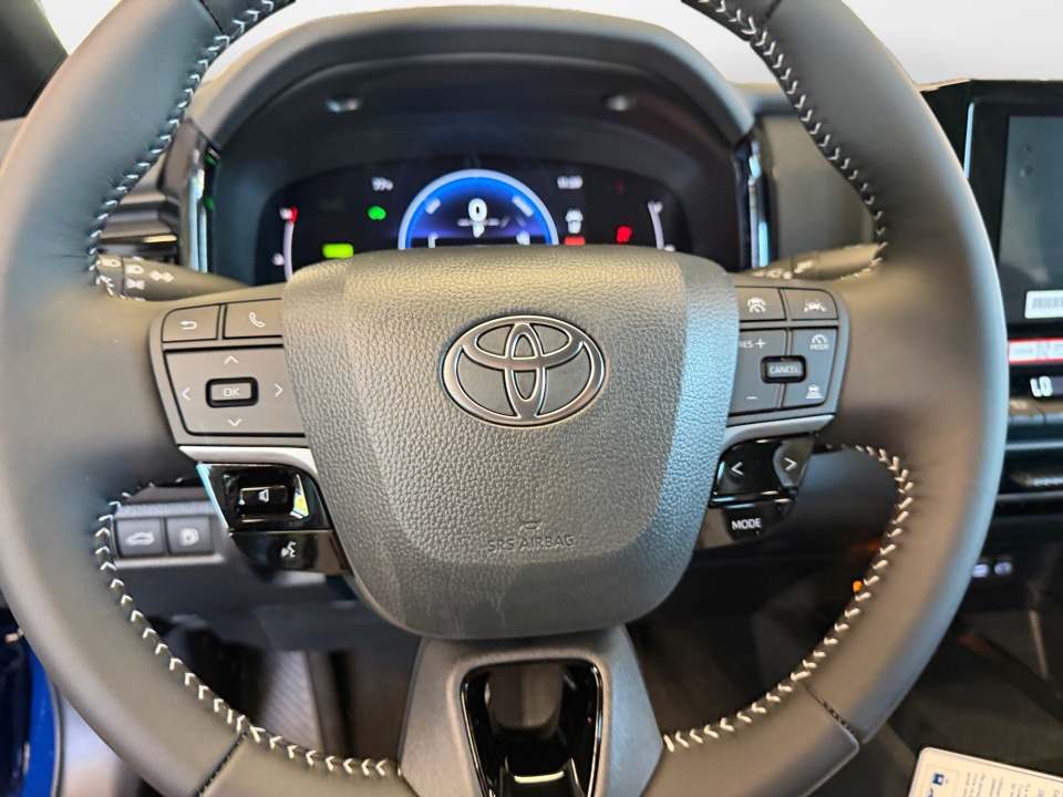 4T1DBADK8TU062235 2026 Toyota Camry SE