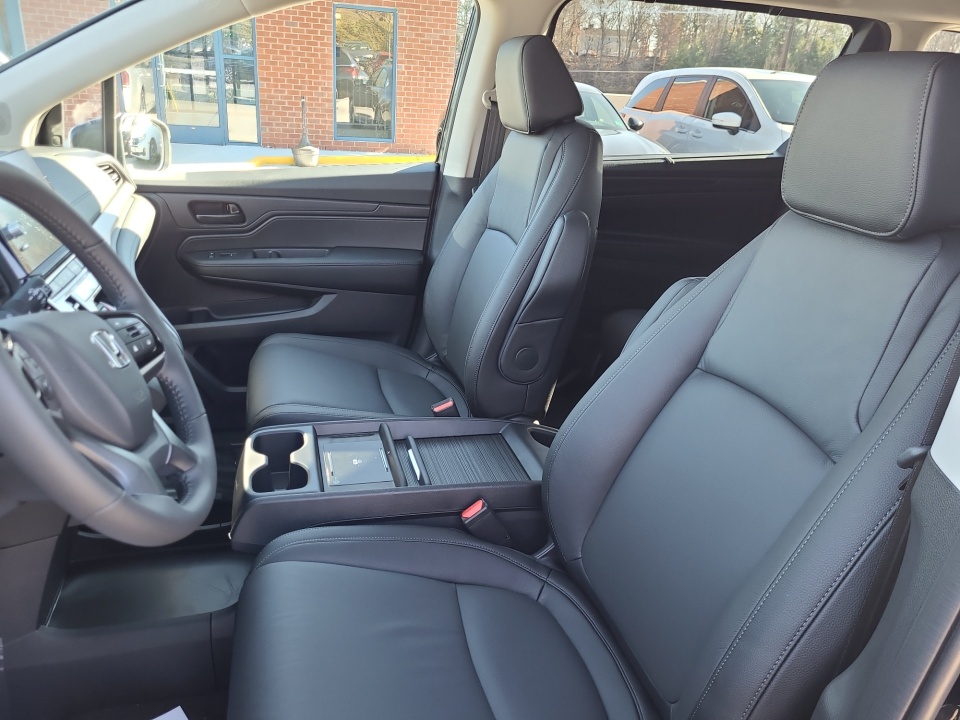 5FNRL6H69TB039220 2026 Honda Odyssey EX-L