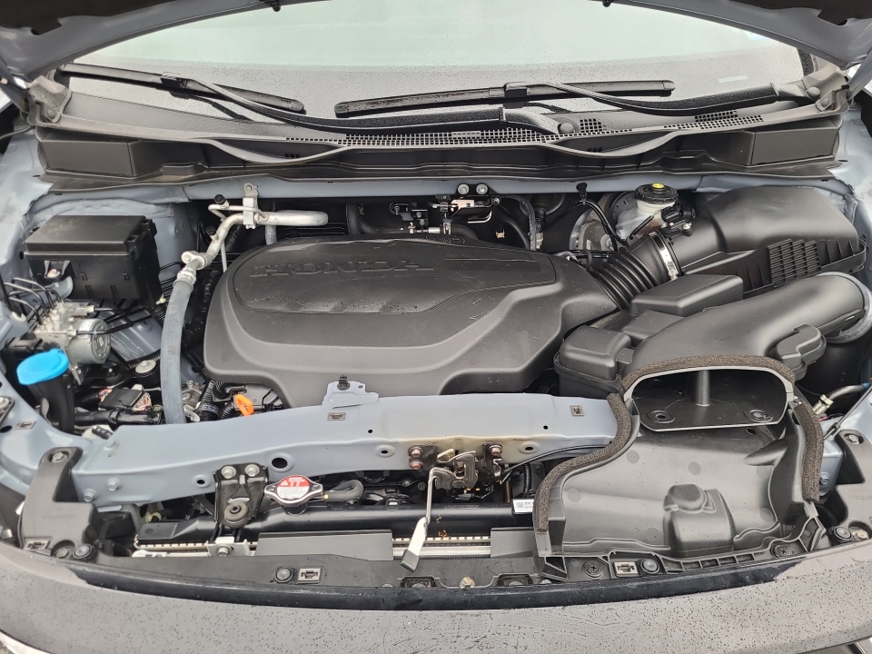 Used 2025 Honda Odyssey Van