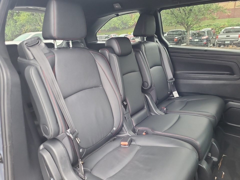 Used 2025 Honda Odyssey Van