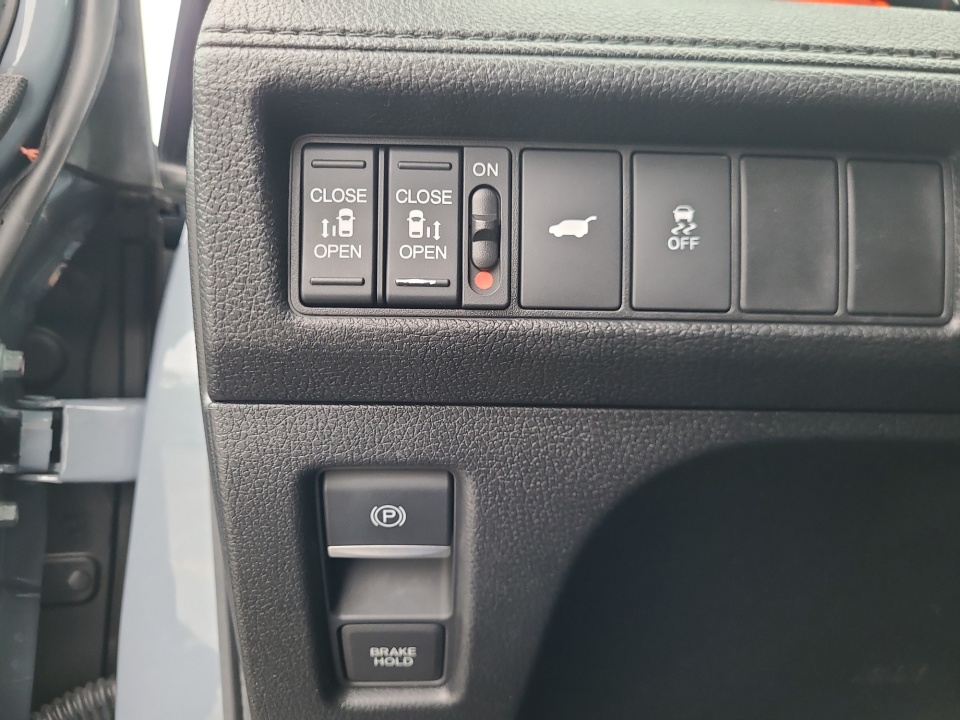 Used 2025 Honda Odyssey Van