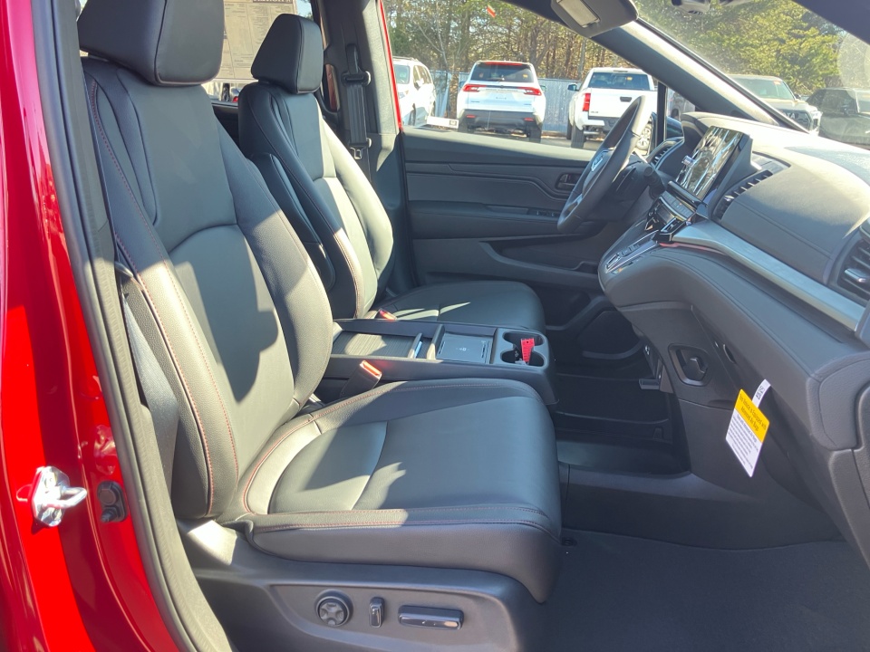 5FNRL6H75TB042169 2026 Honda Odyssey Sport-L