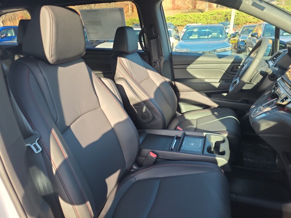 5FNRL6H77TB034431 2026 Honda Odyssey Sport-L