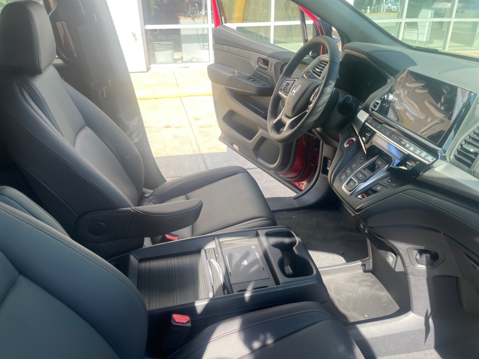5FNRL6H78TB057605 2026 Honda Odyssey Sport-L