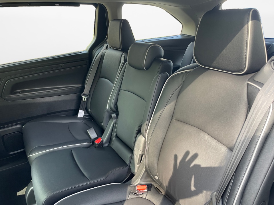 5FNRL6H86TB060303 2026 Honda Odyssey Touring