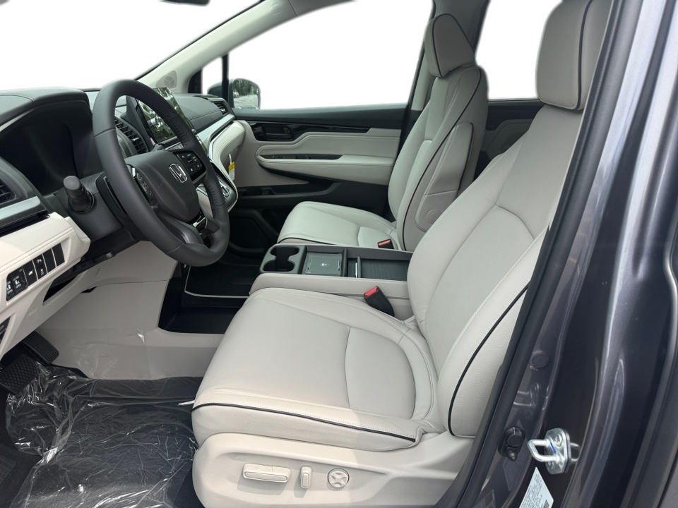 5FNRL6H87TB084738 2026 Honda Odyssey Touring