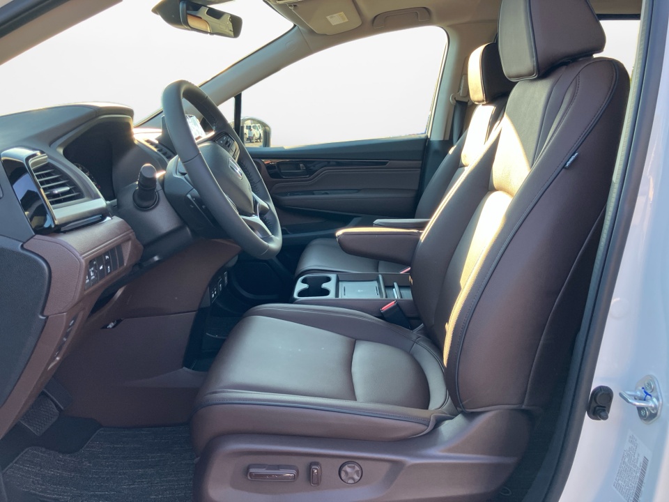 5FNRL6H89TB041695 2026 Honda Odyssey Touring