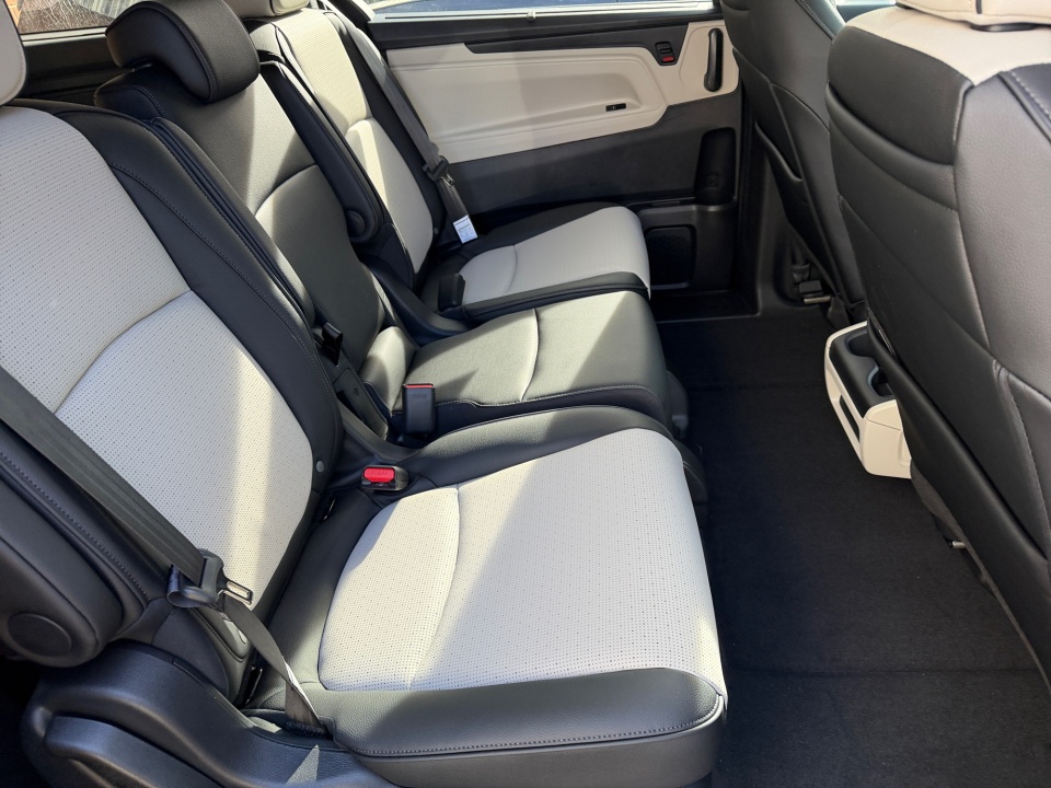 5FNRL6H96TB041596 2026 Honda Odyssey Elite