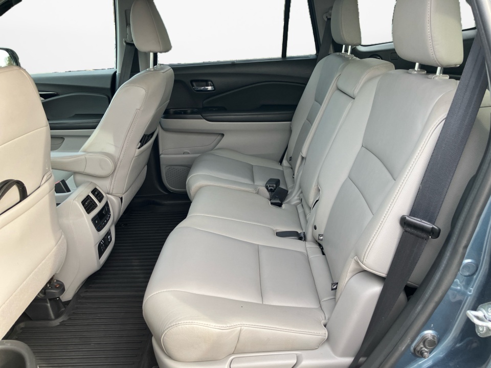 5FNYF5H94MB024553 2021 Honda Pilot 2WD Touring 8 Passenger