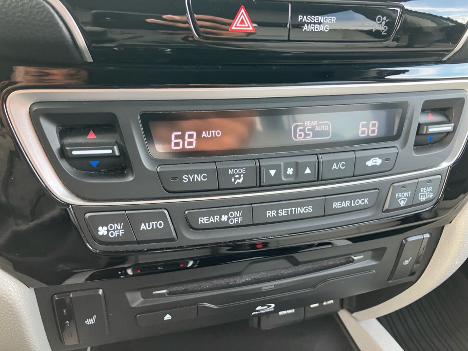 5FNYF5H94MB024553 2021 Honda Pilot 2WD Touring 8 Passenger