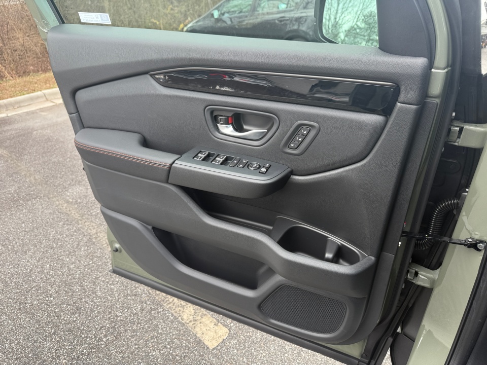 5FNYG1H61TB000320 2026 Honda Pilot TrailSport