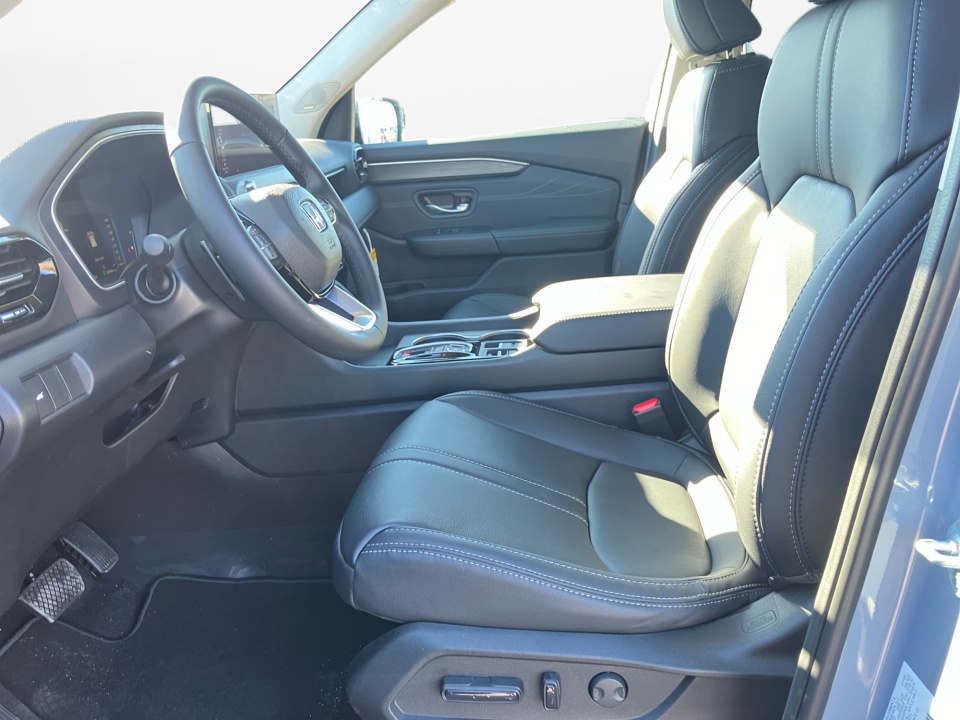 5FNYG1H70TB007557 2026 Honda Pilot Touring