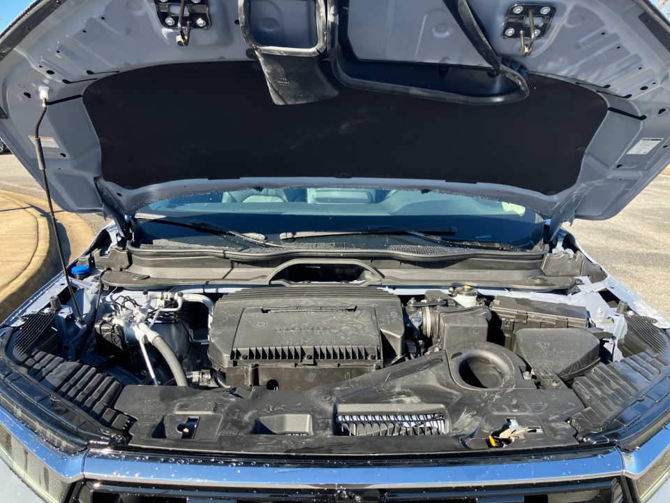 5FNYG1H70TB007557 2026 Honda Pilot Touring