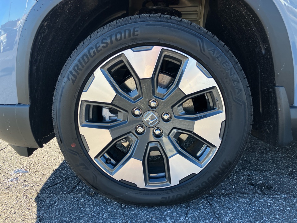 5FNYG1H70TB007557 2026 Honda Pilot Touring