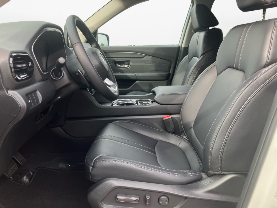 5FNYG1H70TB011933 2026 Honda Pilot Touring