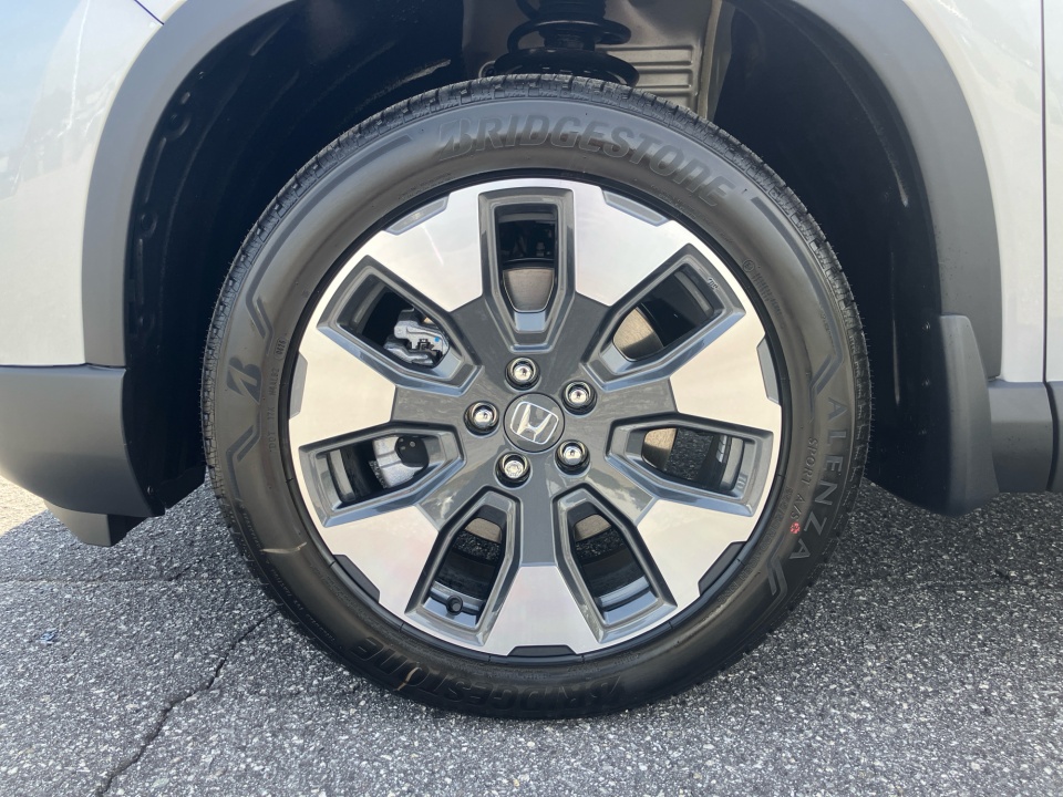 5FNYG1H7XTB015097 2026 Honda Pilot Touring