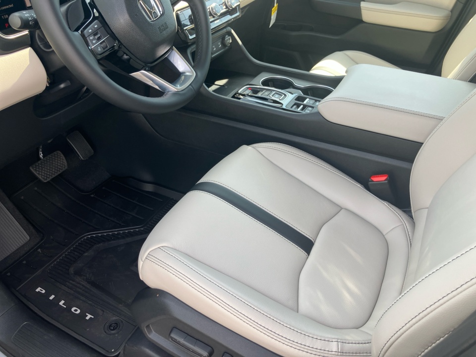 5FNYG1H7XTB015097 2026 Honda Pilot Touring