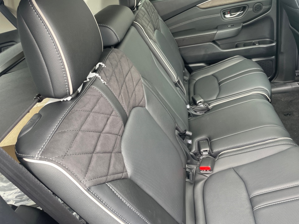 5FNYG1H84TB037363 2026 Honda Pilot Elite