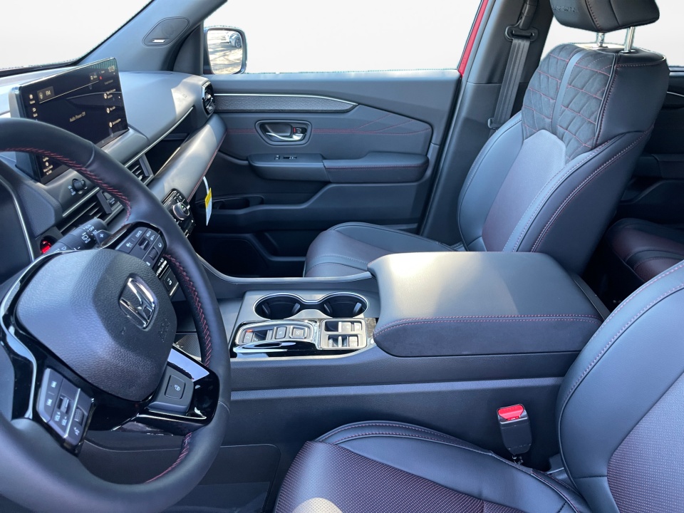 5FNYG1H95TB017454 2026 Honda Pilot Black Edition