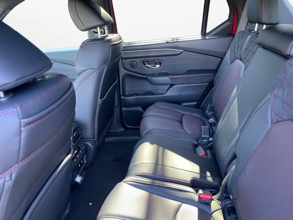 5FNYG1H95TB017454 2026 Honda Pilot Black Edition