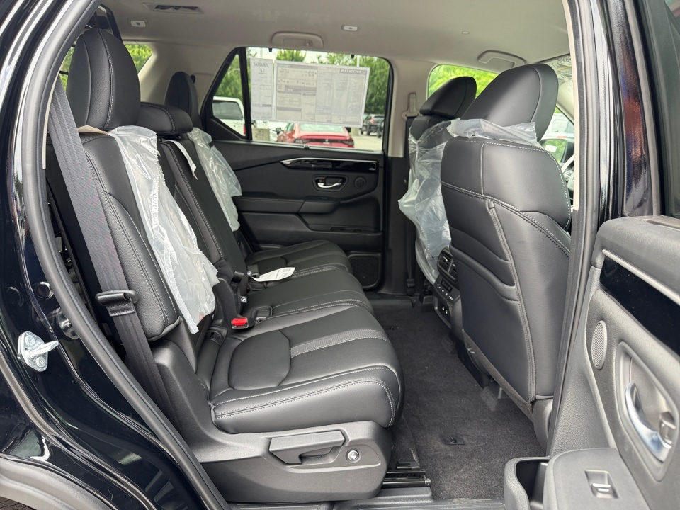 5FNYG2H40TB011281 2026 Honda Pilot EX-L