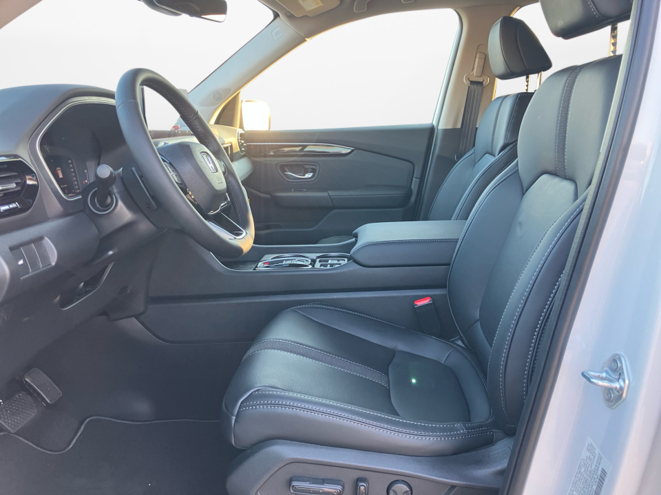 5FNYG2H42TB004137 2026 Honda Pilot EX-L