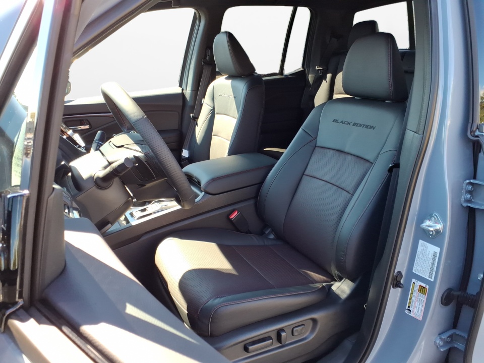 5FPYK3F90TB002736 2026 Honda Ridgeline Black Edition Two-Tone