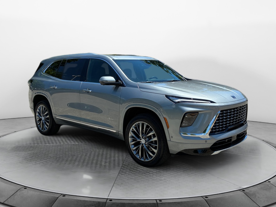 used 2026 Buick Enclave Avenir FWD