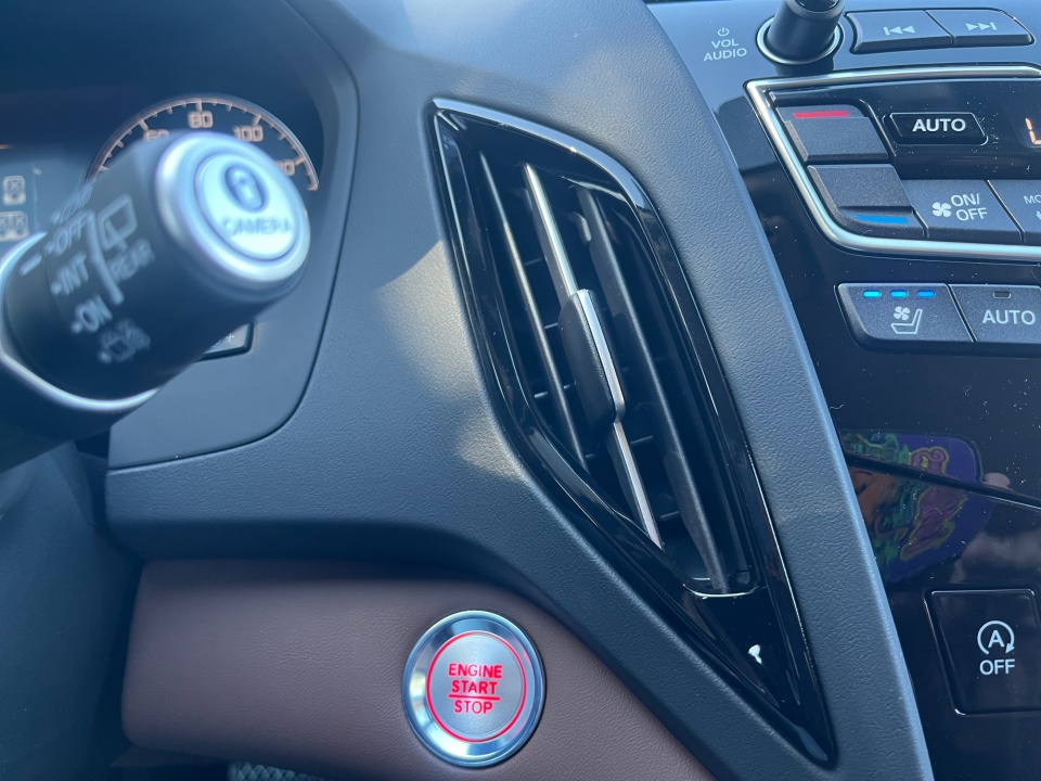 5J8TC2H71TL014303 2026 Acura RDX w/Advance Package