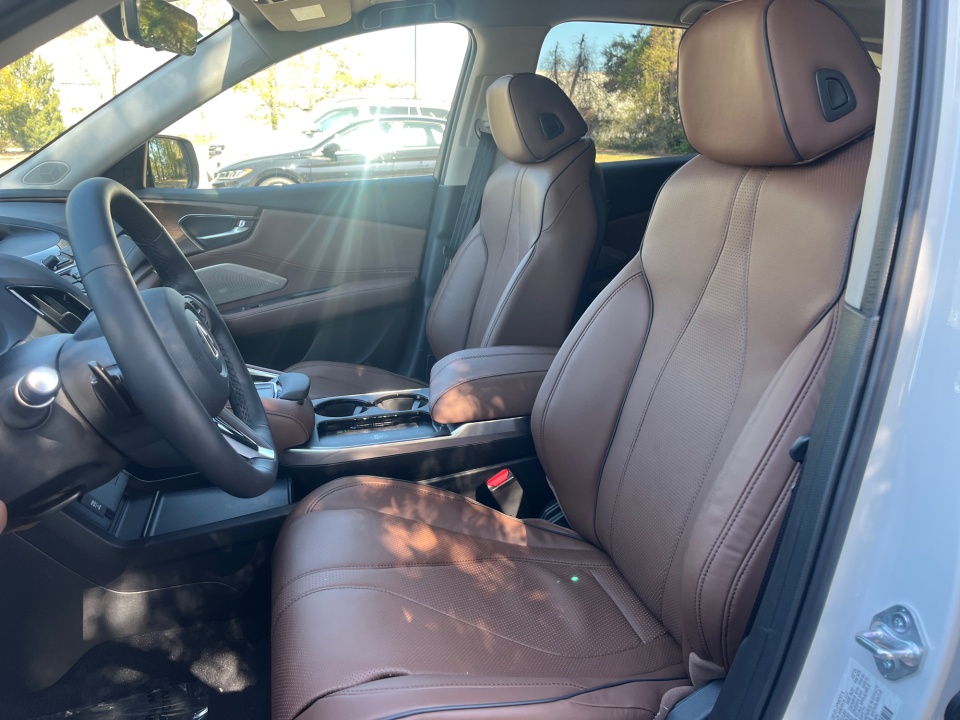 5J8TC2H71TL014303 2026 Acura RDX w/Advance Package