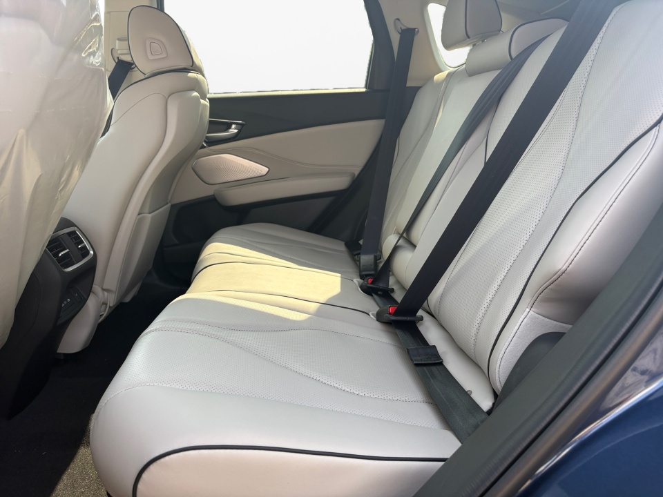 5J8TC2H71TL018884 2026 Acura RDX Advance