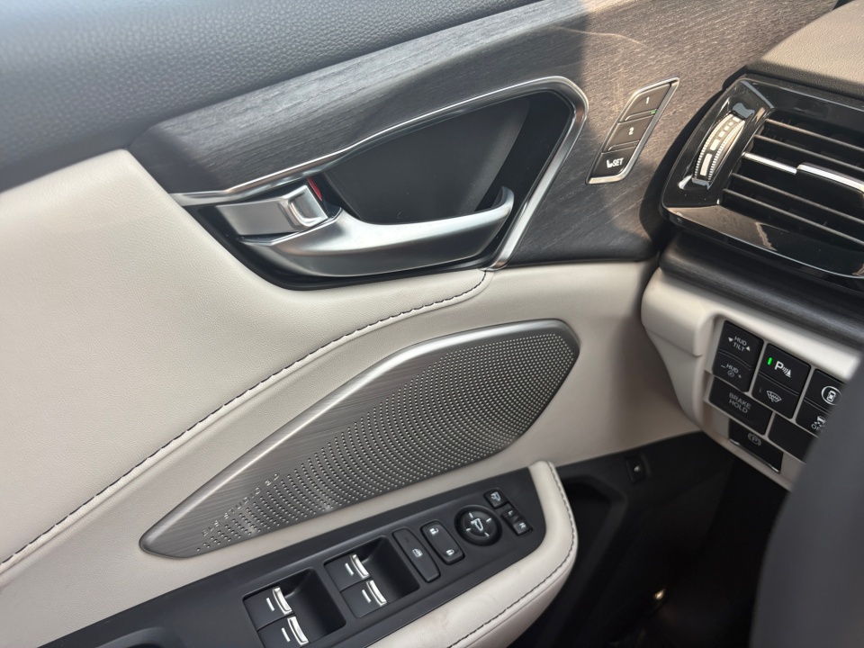 5J8TC2H71TL018884 2026 Acura RDX Advance