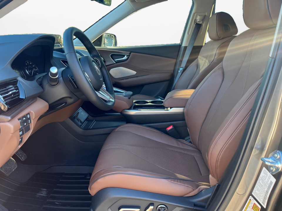 5J8TC2H77TL009574 2026 Acura RDX w/Advance Package