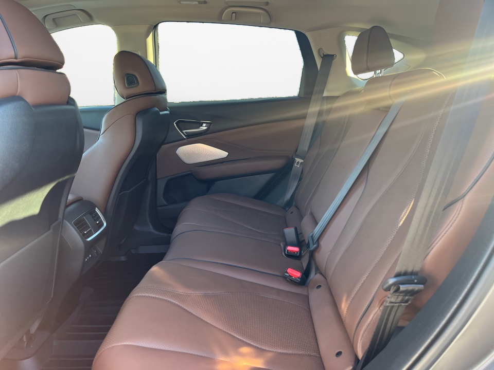 5J8TC2H77TL009574 2026 Acura RDX w/Advance Package