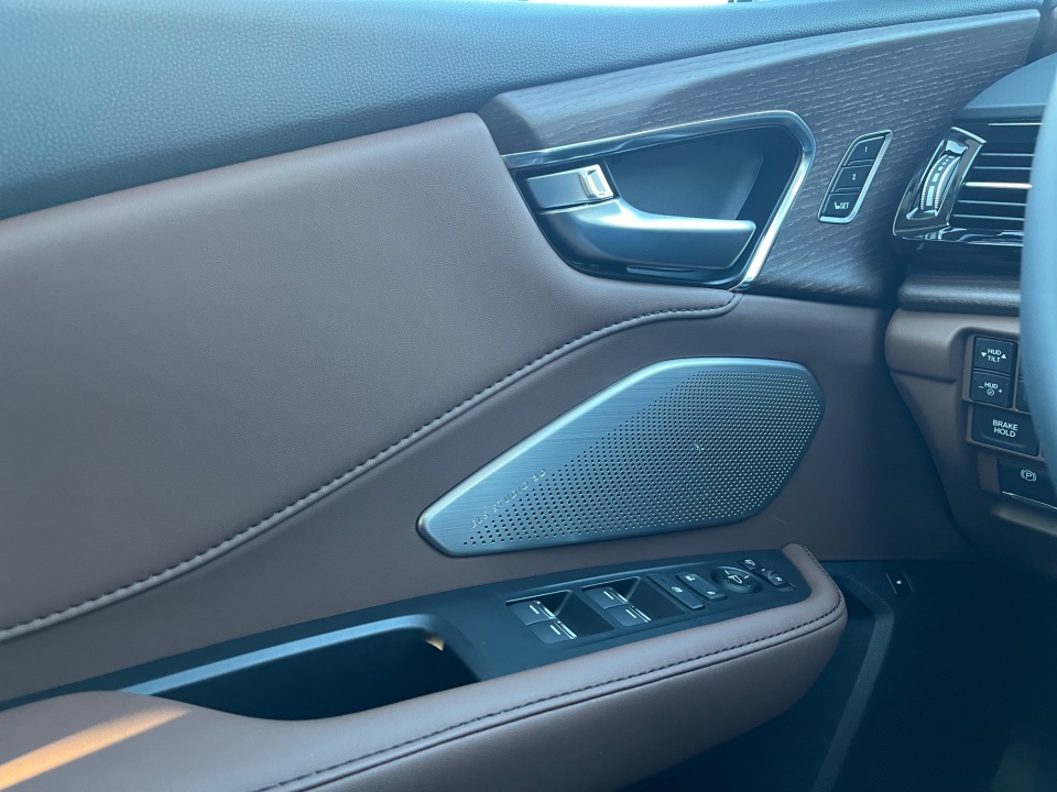 5J8TC2H77TL009574 2026 Acura RDX w/Advance Package