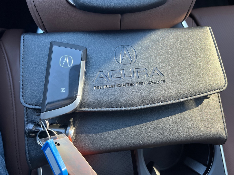 5J8TC2H77TL009574 2026 Acura RDX w/Advance Package