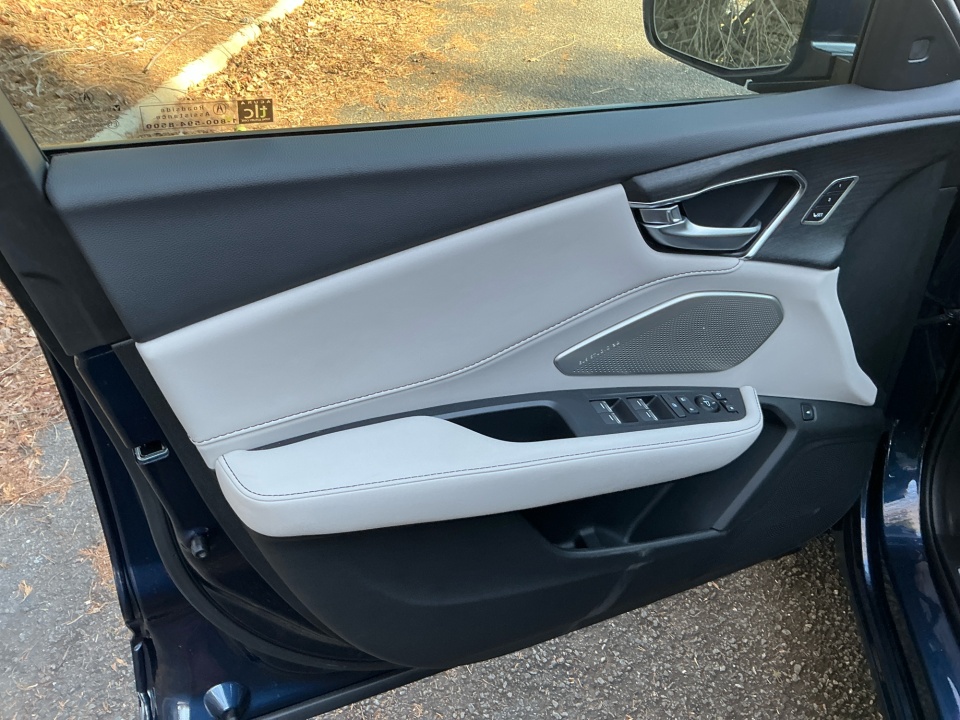 5J8TC2H7XTL006426 2026 Acura RDX w/Advance Package