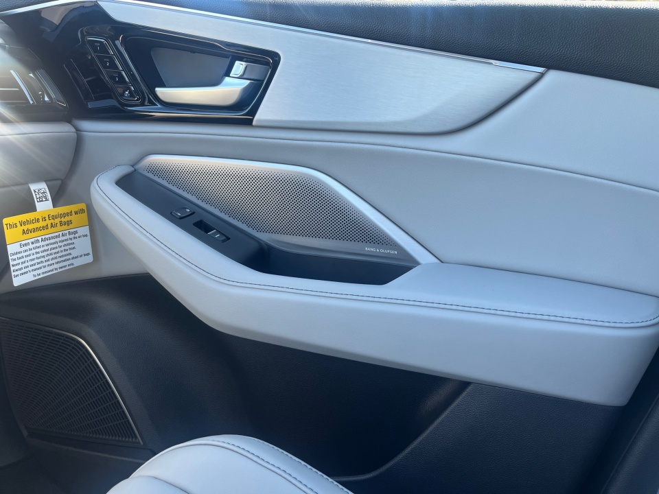 5J8YD9H40TL002435 2026 Acura MDX Technology Package