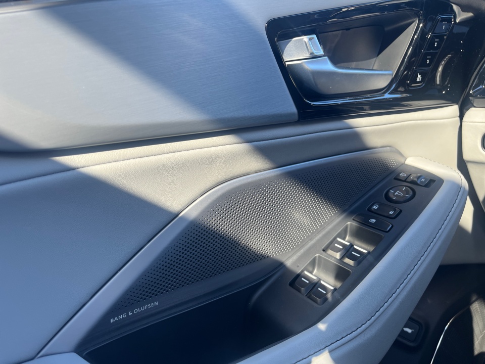 5J8YD9H40TL002435 2026 Acura MDX Technology Package