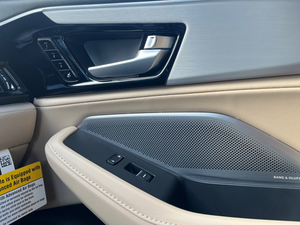 5J8YE1H47TL021272 2026 Acura MDX Technology Package