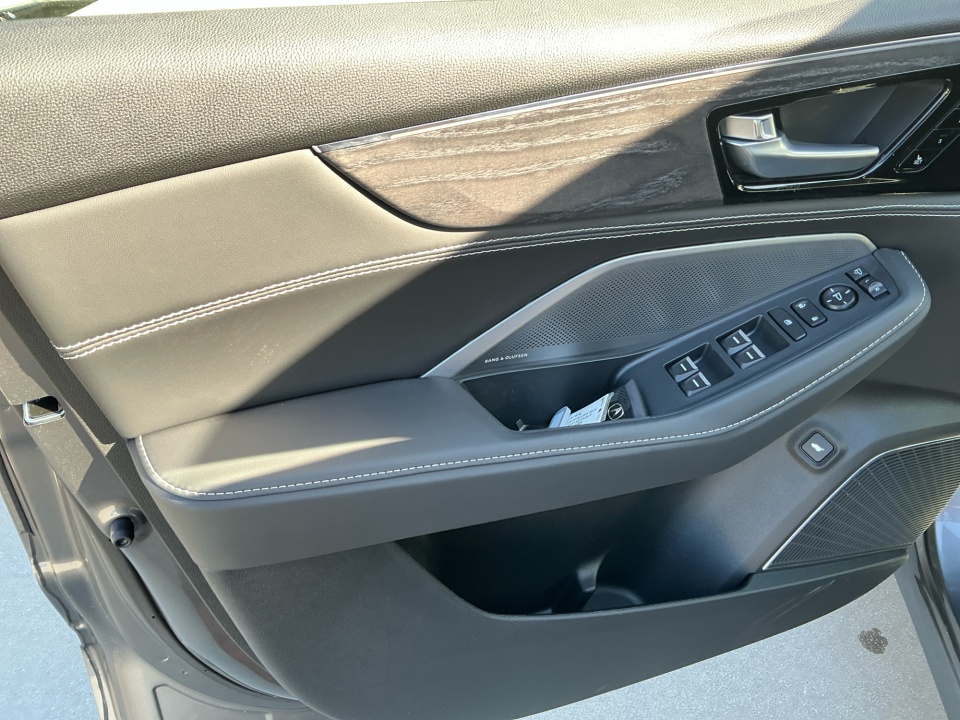 5J8YE1H80TL019074 2026 Acura MDX Advance Package