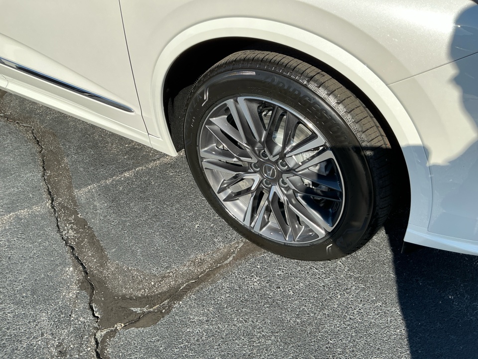 5J8YE1H81TL011338 2026 Acura MDX Advance Package