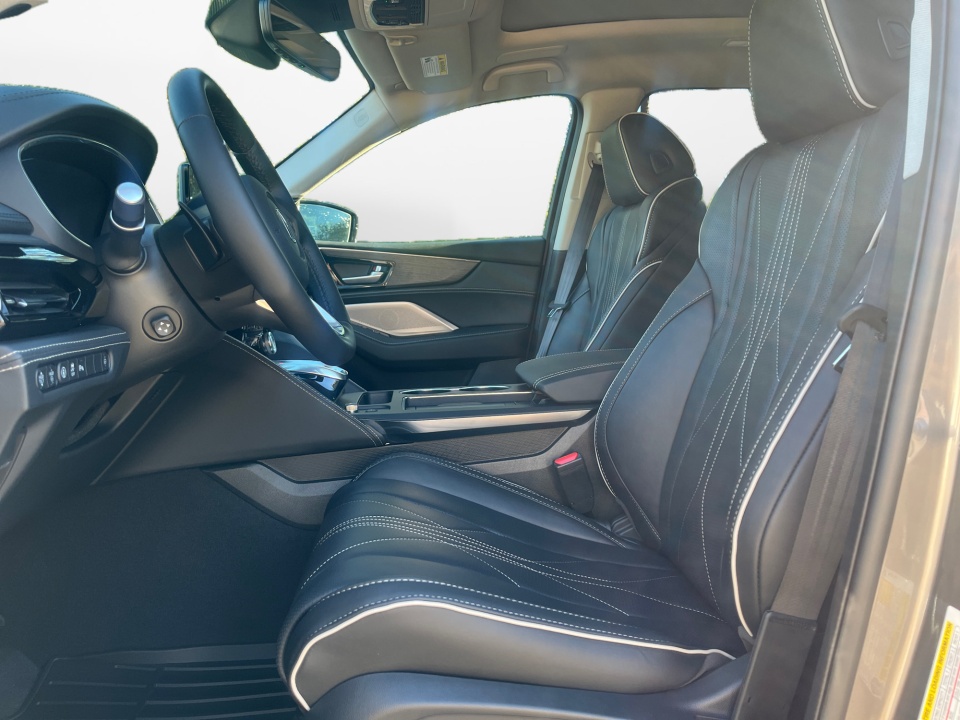 5J8YE1H83TL008411 2026 Acura MDX Advance Package