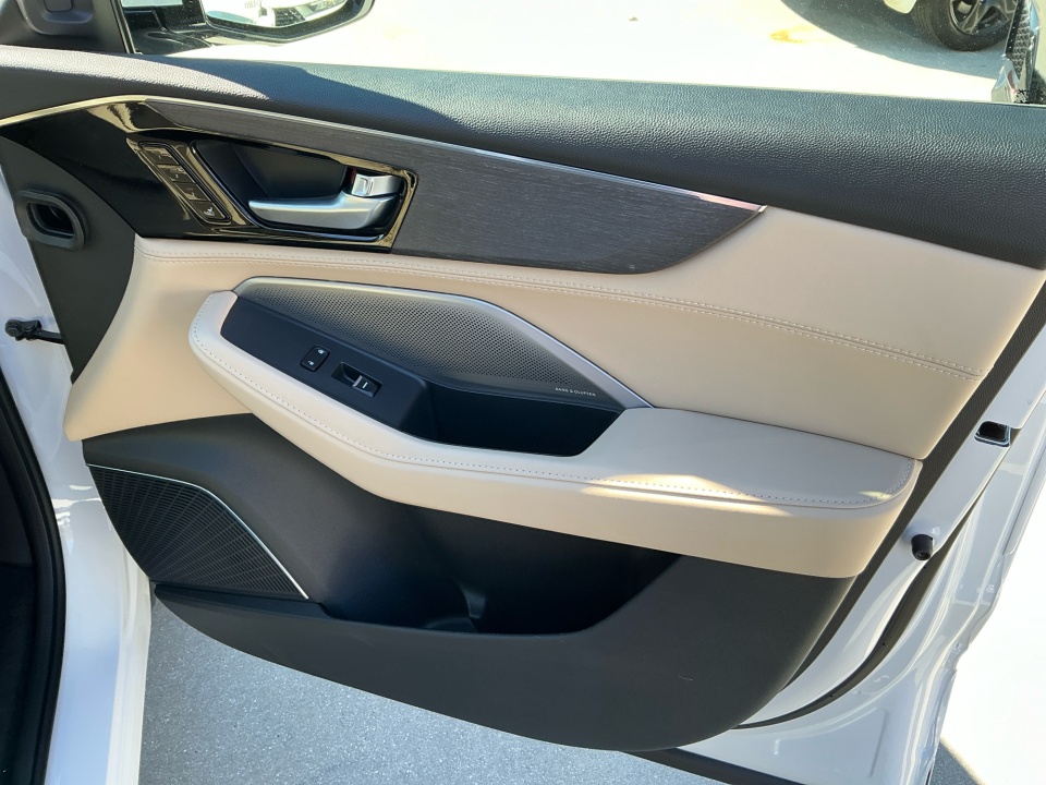 5J8YE1H84TL018042 2026 Acura MDX Advance Package