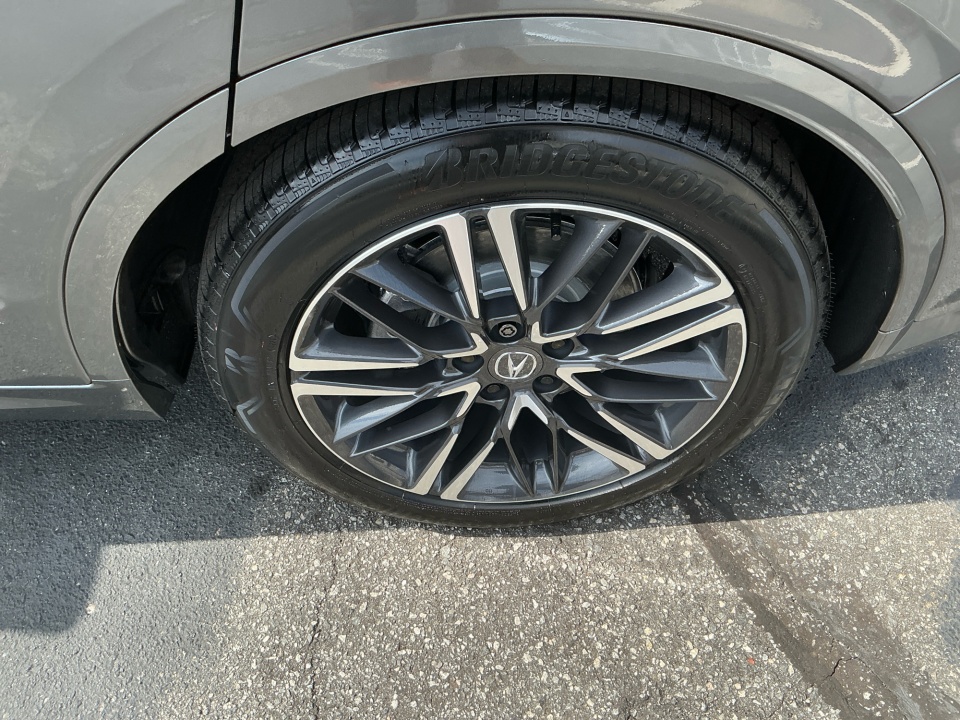 5J8YE1H84TL024570 2026 Acura MDX Advance Package